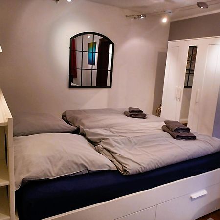 Kleine Galerie Apartment Fuer 3 Mit Kueche Kamin Netflix Parken Und Hofladen Steinhofel المظهر الخارجي الصورة