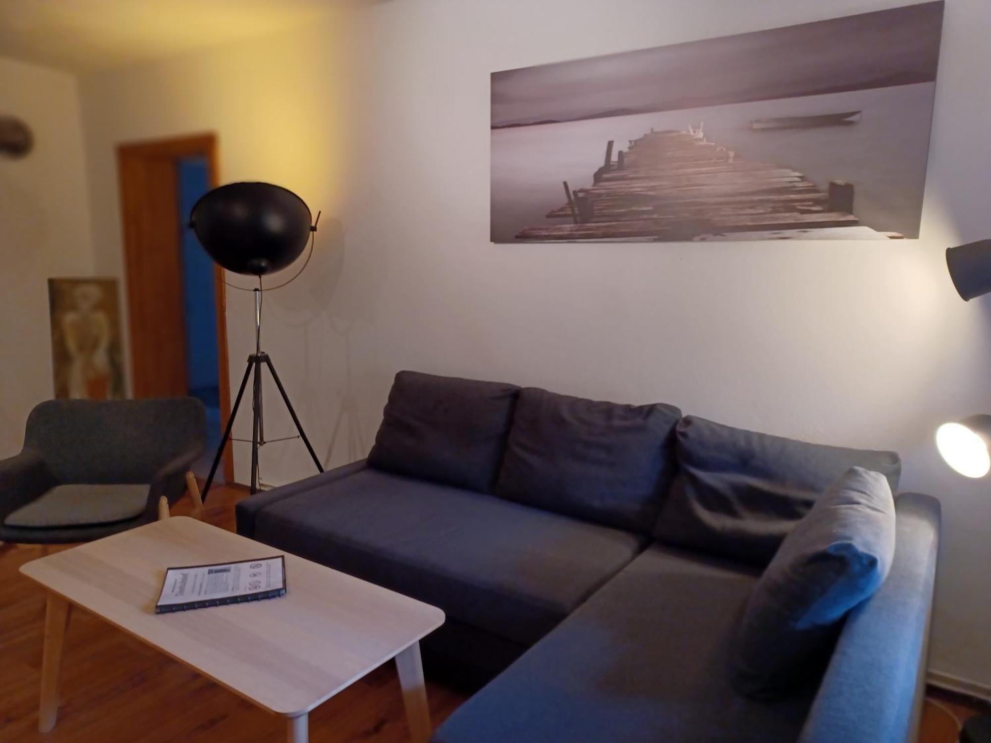 Kleine Galerie Apartment Fuer 3 Mit Kueche Kamin Netflix Parken Und Hofladen Steinhofel المظهر الخارجي الصورة